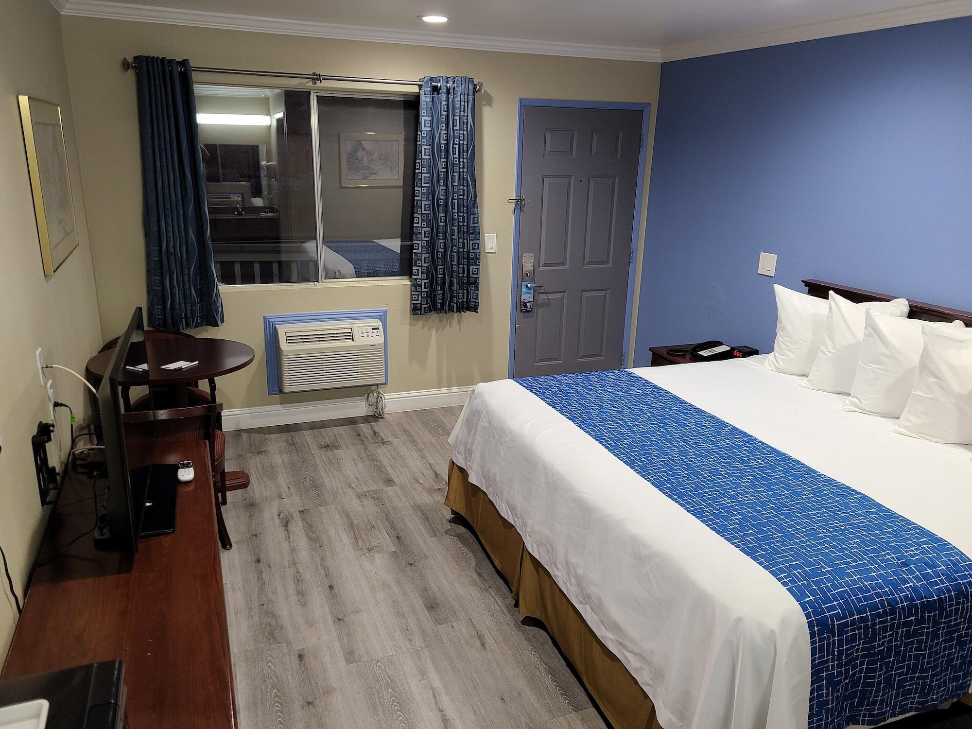 Travelodge By Wyndham Клирлейк Экстерьер фото
