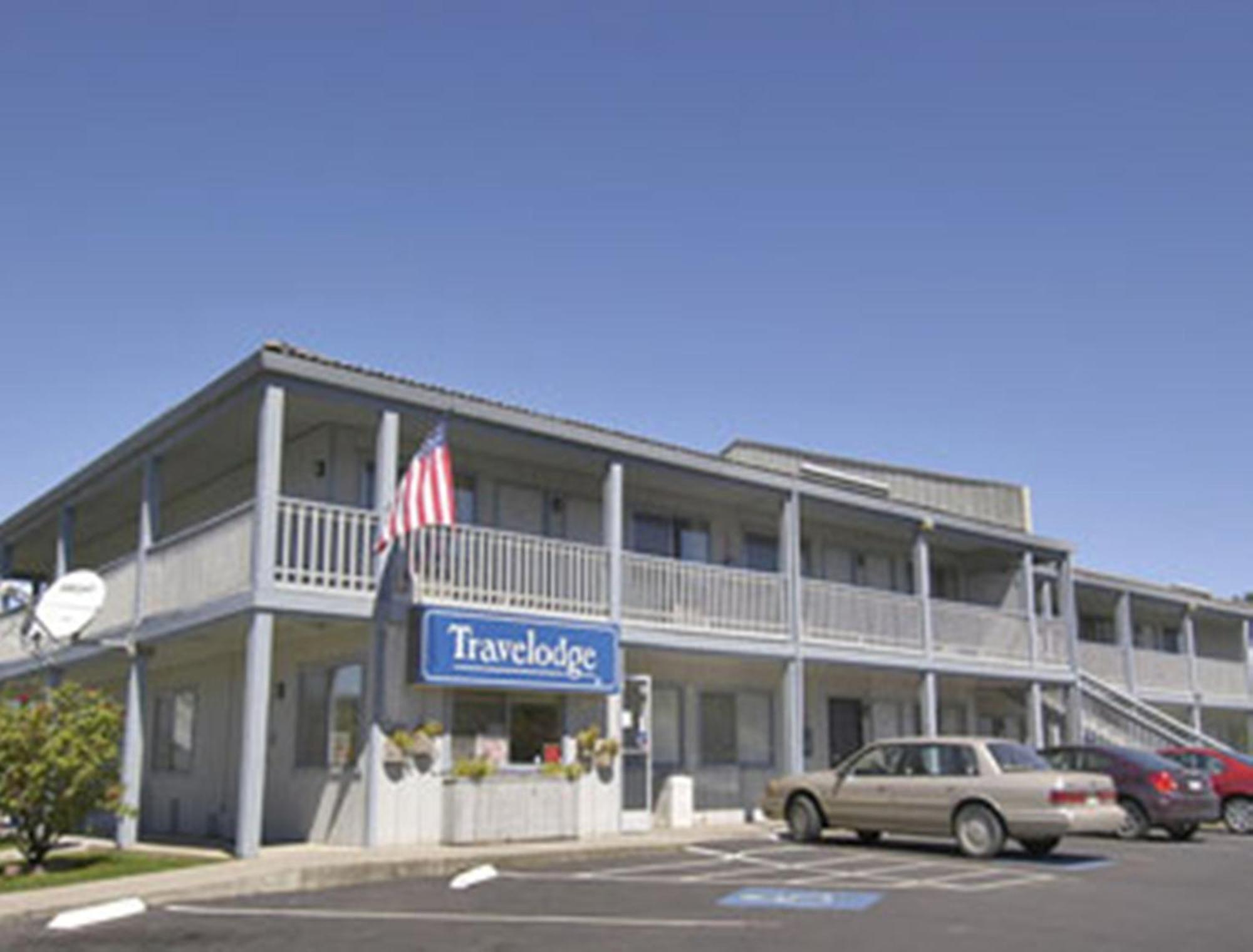 Travelodge By Wyndham Клирлейк Экстерьер фото